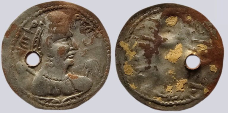 Alchon Huns, AR plated drachm, temp. Khingila