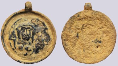 Central Asia / Silk Road, hunnic AE pendant in Byzantine style