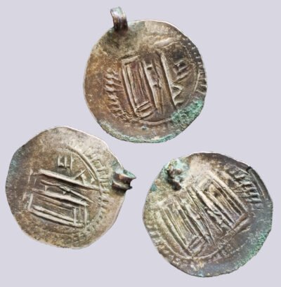 Islamic AR bracteates, imitating Umayyad or Abbasid dirhams