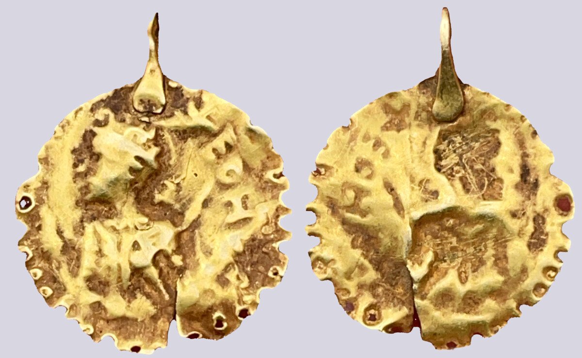 PSX_645 Central Asia, AV bracteate of Hunnic style - Image 1