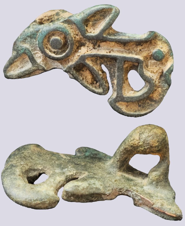 Ancient Bactria, AE stamp seal "Dolphin", 2300–2000 BC - Image 1