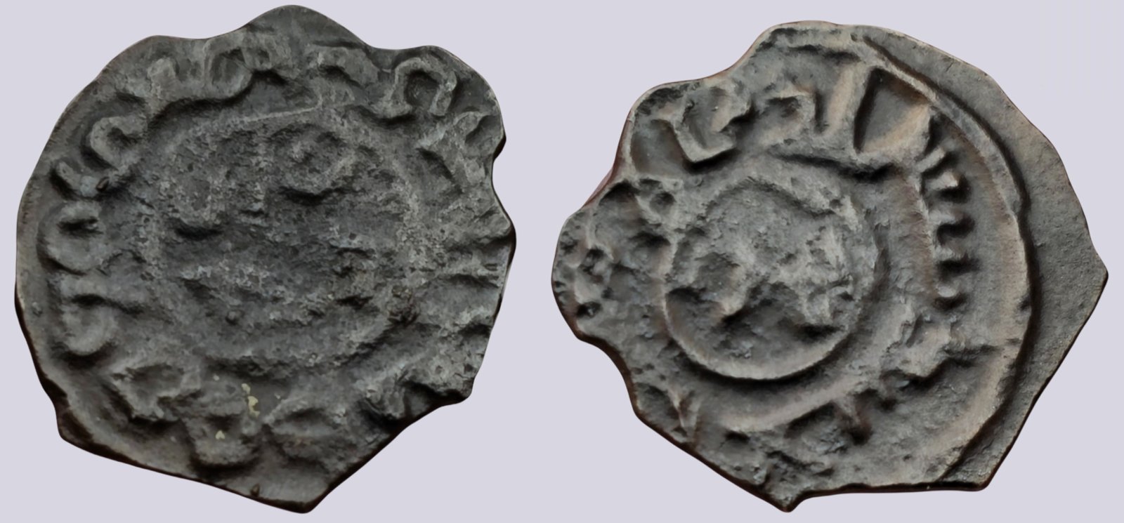 Umayyad, AE bilingual fals, al-Junayd Umayyad, AE bilingual fals, al-Junayd - Image 1